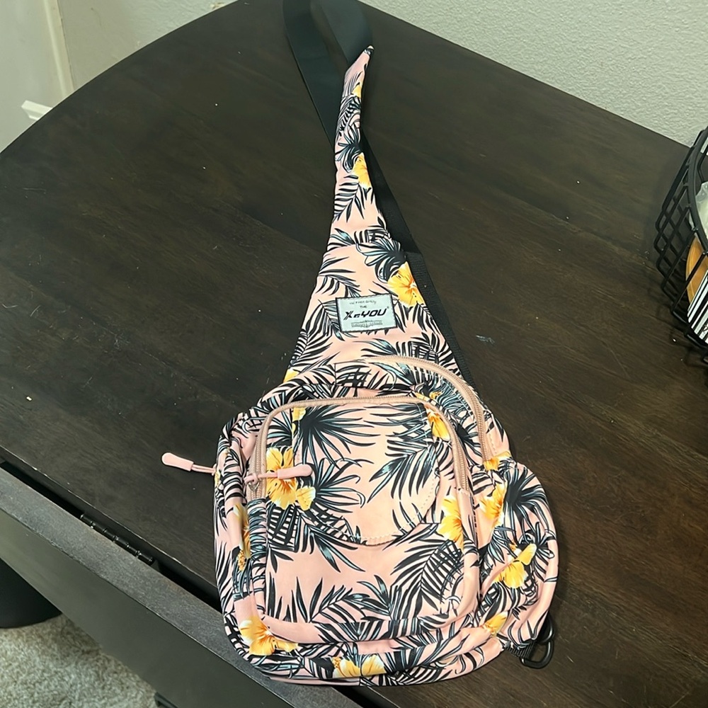 Cross body bag - very long cross strap !